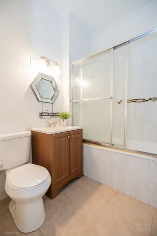 $375,000 | 5707 South Blackstone Avenue, Unit 2, Chicago, IL 60637