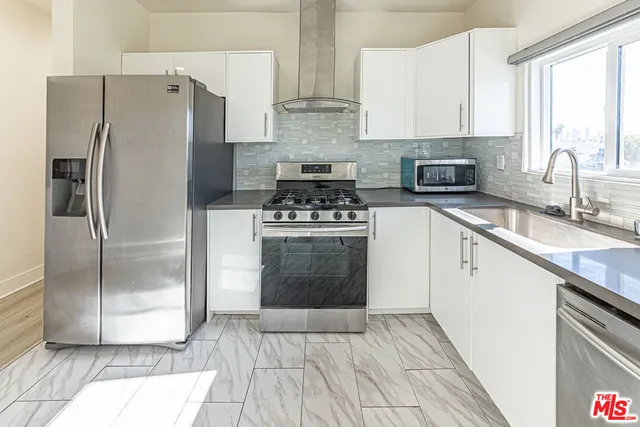 $1,899,000 | 801 North Alexandria Avenue, Los Angeles, CA 90029