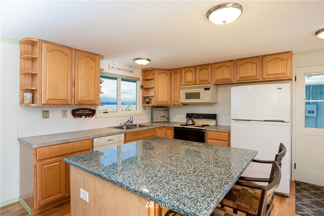 5426 Guemes Island Road Anacortes, WA 98221 - Photo 13 of 40 Gallery Image 13