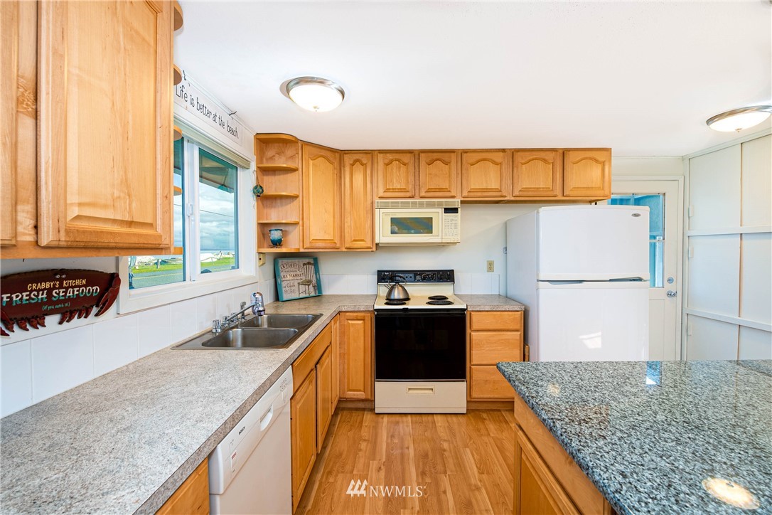 5426 Guemes Island Road Anacortes, WA 98221 - Photo 14 of 40 Gallery Image 14