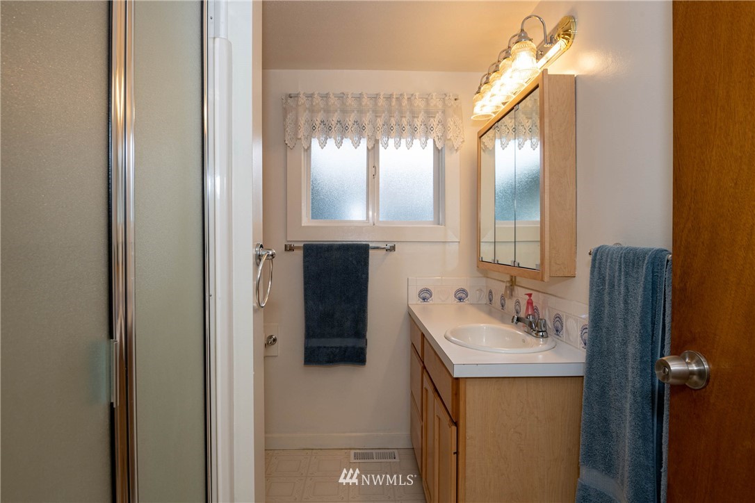 5426 Guemes Island Road Anacortes, WA 98221 - Photo 16 of 40 Gallery Image 16
