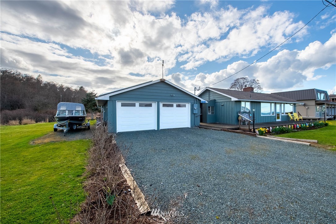 5426 Guemes Island Road Anacortes, WA 98221 - Photo 4 of 40 Gallery Image 4