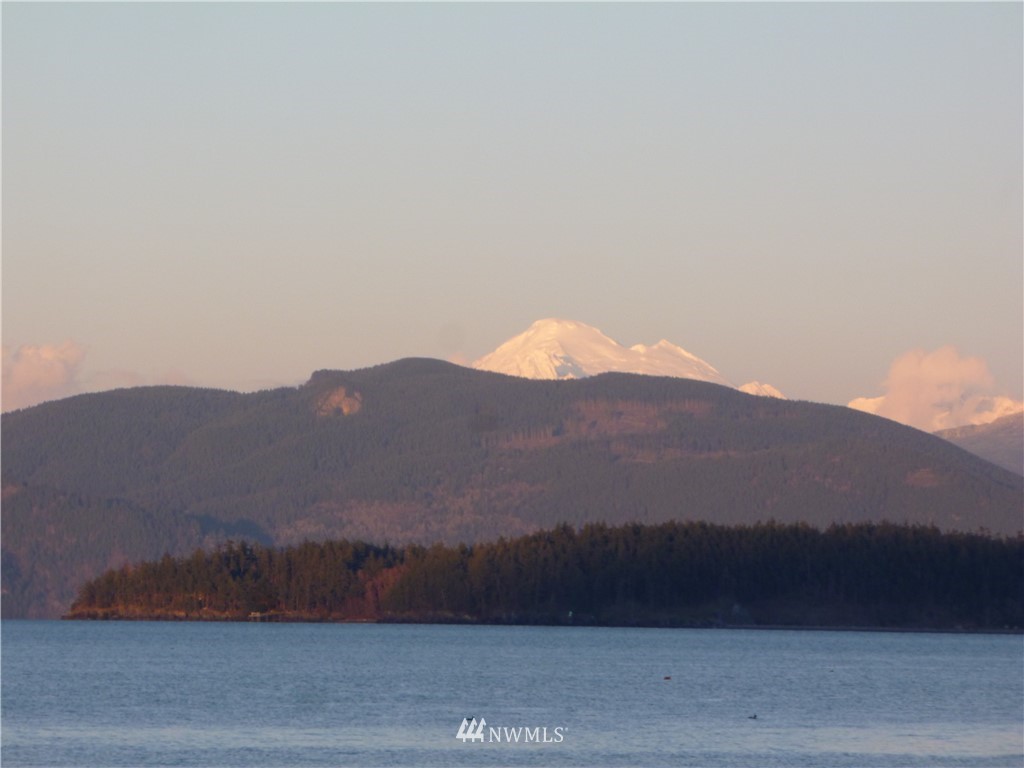 5426 Guemes Island Road Anacortes, WA 98221 - Photo 5 of 40 Gallery Image 5