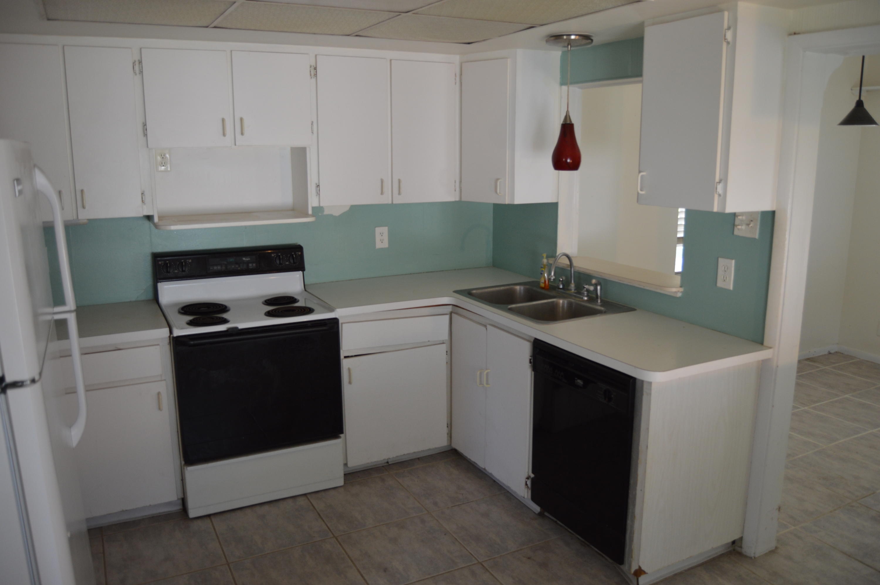 3480 Harbor Road North Jupiter, FL 33469 - Photo 5 of 18 DSC_0303
