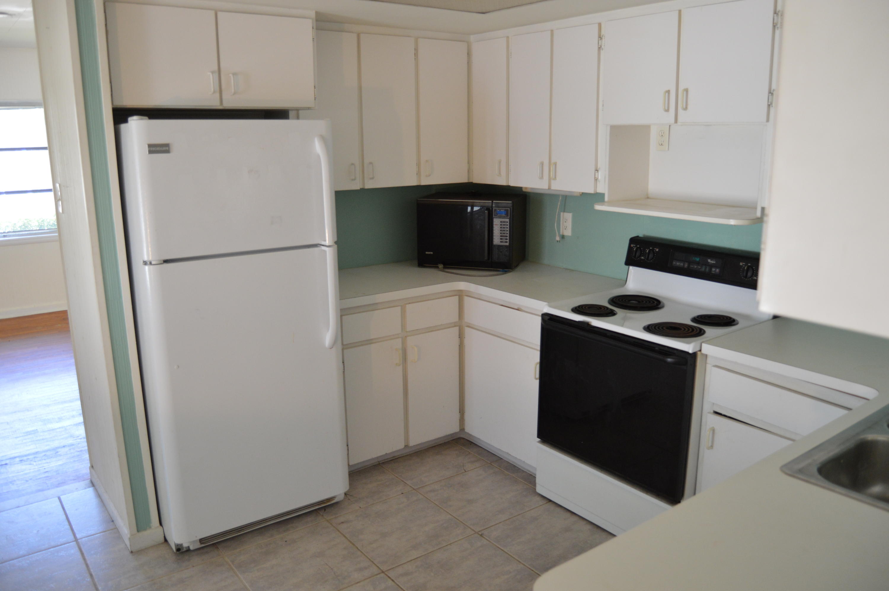 3480 Harbor Road North Jupiter, FL 33469 - Photo 6 of 18 DSC_0310