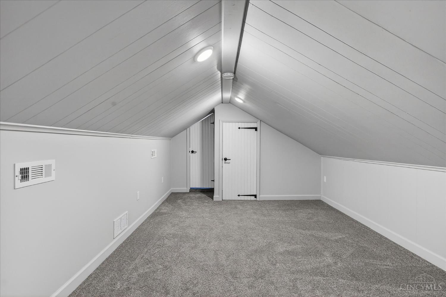 8225 West Prospect Road Hillsboro, OH 45133 - Photo 21 of 49