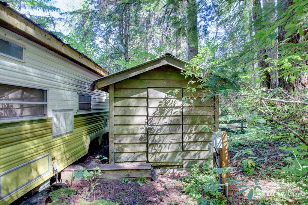7-1 Goldrush Road Deming, WA 98244 - Photo 24 of 38 Gallery Image 24