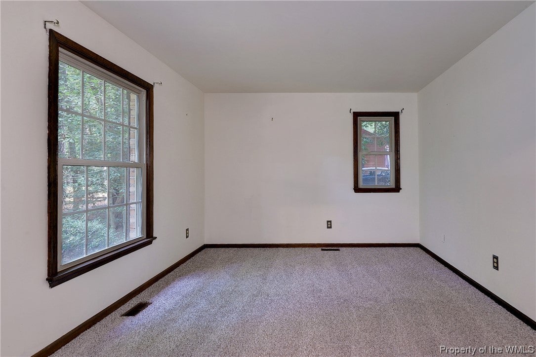 105 Branchs Pond Road Toano, VA 23168 - Photo 5 of 36 Gallery Image 5