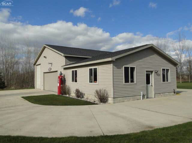 13104 Elms Road Clio, MI 48420 - Photo 42 of 55 21132411-41.JPG
