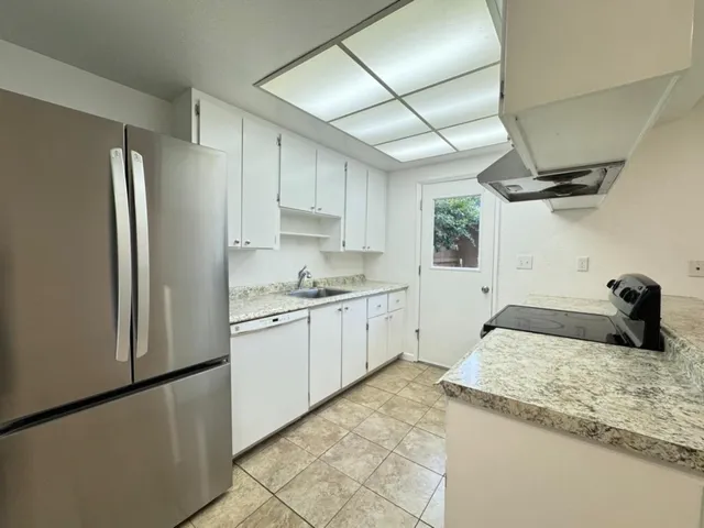 $3,295 | 1975 Olmo Way, Walnut Creek, CA 94598