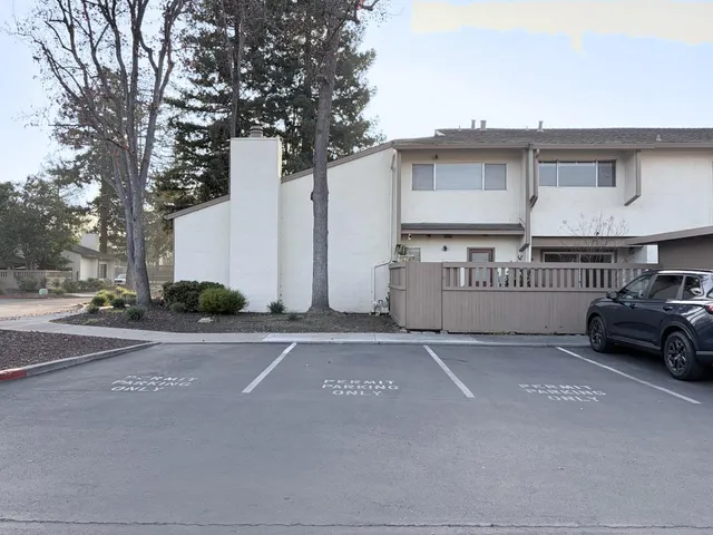 $3,295 | 1975 Olmo Way, Walnut Creek, CA 94598