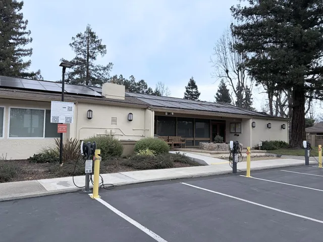 $3,295 | 1975 Olmo Way, Walnut Creek, CA 94598