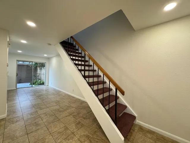 $3,295 | 1975 Olmo Way, Walnut Creek, CA 94598