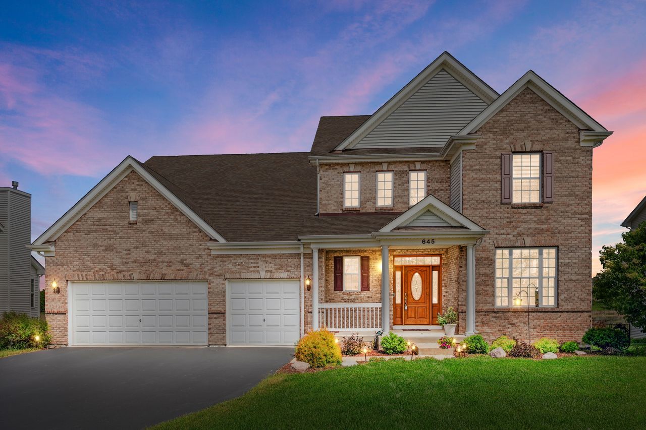 645 Ridgeview Lane Sugar Grove, IL 60554 - Photo 2 of 32