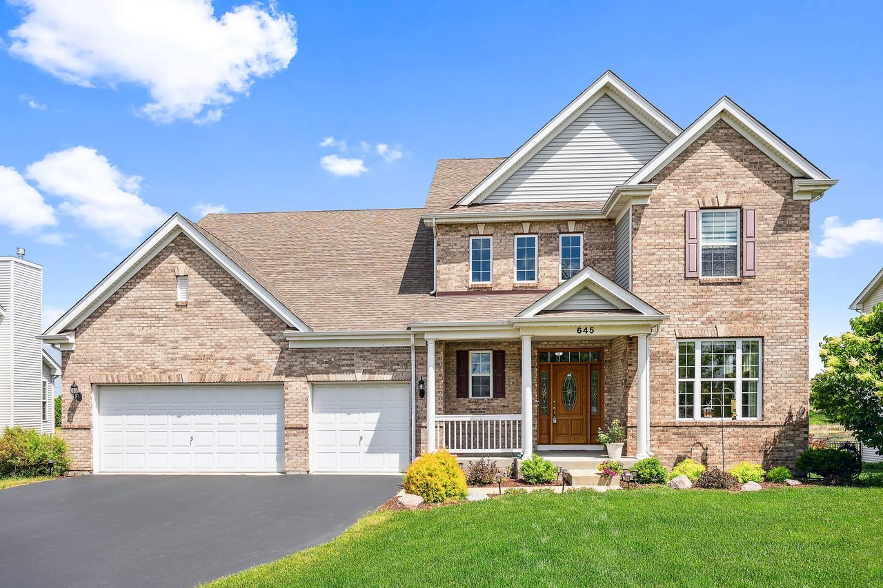 645 Ridgeview Lane Sugar Grove, IL 60554 - Photo 3 of 32