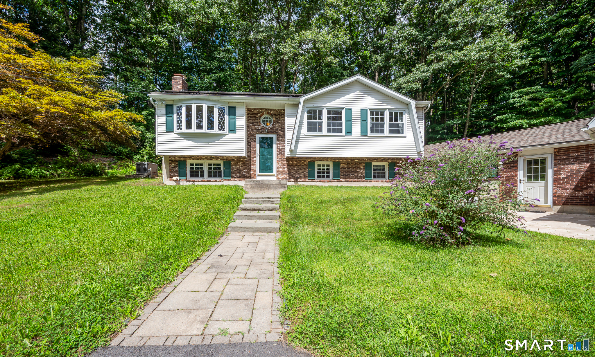 31 Webster Road Union, CT 06076 - Photo 3 of 40 Gallery Image 3