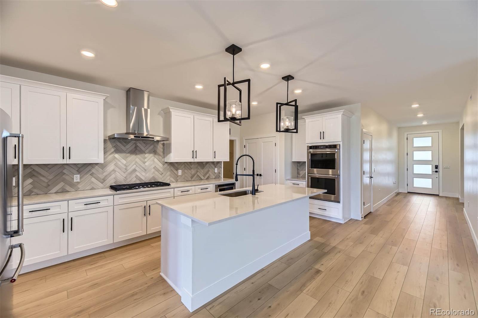 42962 Colonial Trail Elizabeth, CO 80107 - Photo 7 of 23