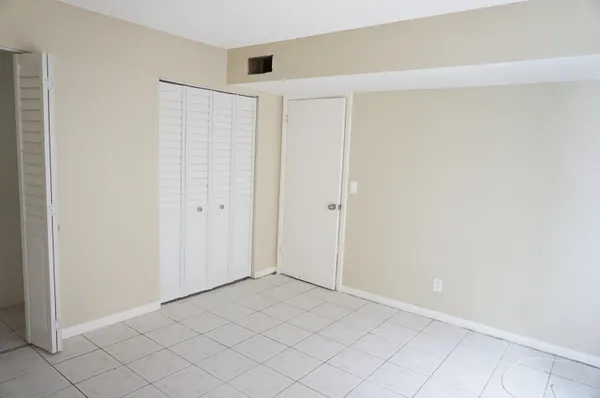 $1,450 | 4700 Gardenette Street, Unit 2, West Palm Beach, FL 33415
