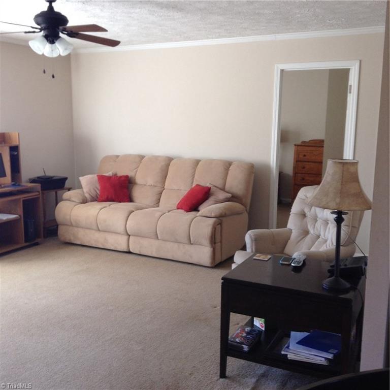 2716 Prison Camp Road Dobson, NC 27017 - Photo 17 of 21 Living room