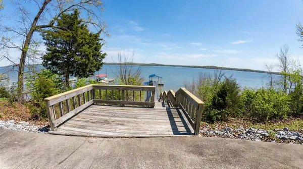 $825,000 | 461 Patricia Drive, New Concord, KY 42076