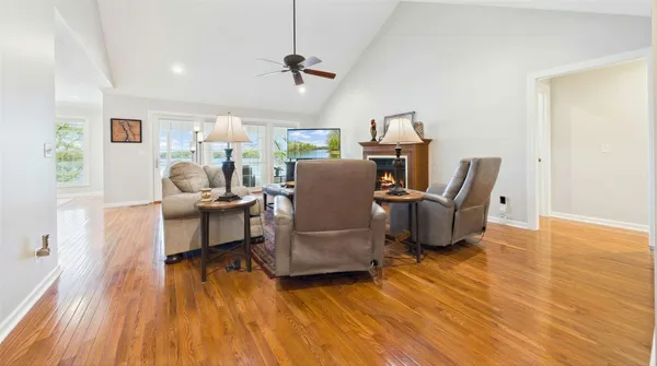 $825,000 | 461 Patricia Drive, New Concord, KY 42076