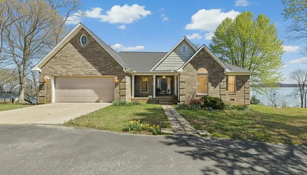 $825,000 | 461 Patricia Drive, New Concord, KY 42076