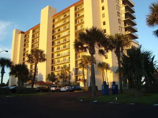$5,300 | 4250 North Hwy A1A, Unit 1005, Fort Pierce, FL 34949