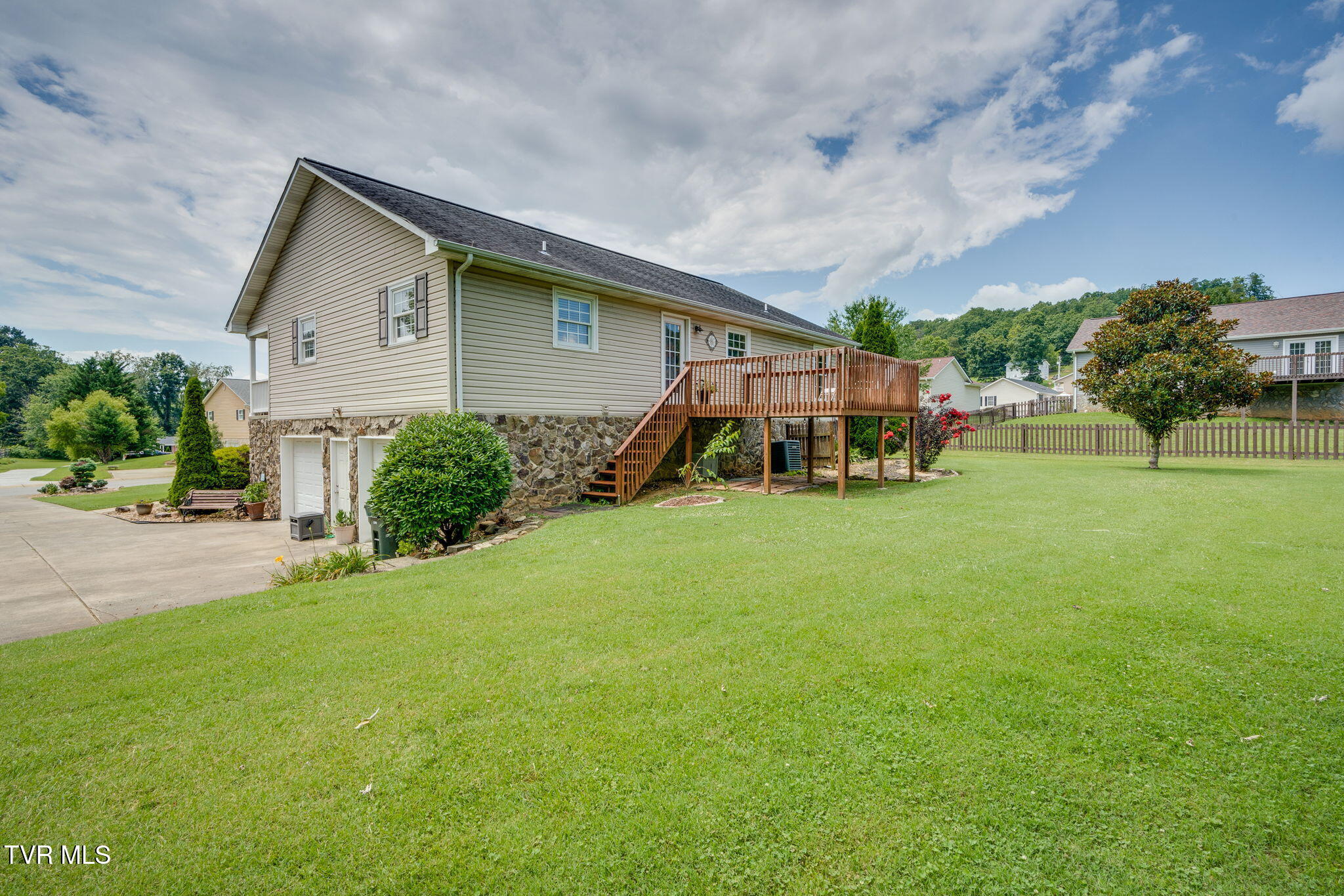 234 Reed Avenue Greeneville, TN 37743 - Photo 25 of 36 023