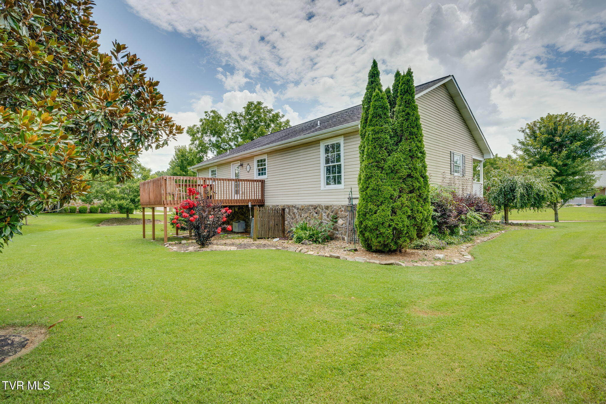 234 Reed Avenue Greeneville, TN 37743 - Photo 27 of 36 025