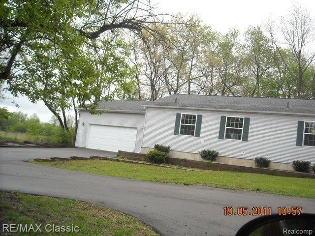 3549 Sleeth Road Commerce Township, MI 48382 - Photo 2 of 10 Sleeth 3549 5-19-11 tt (2).JPG