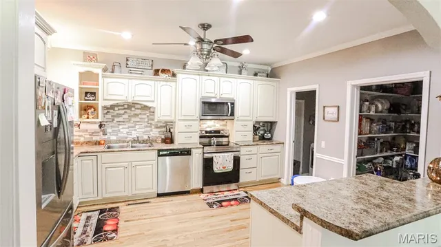 $449,900 | 12455 Jeffery's Place, Rolla, MO 65401