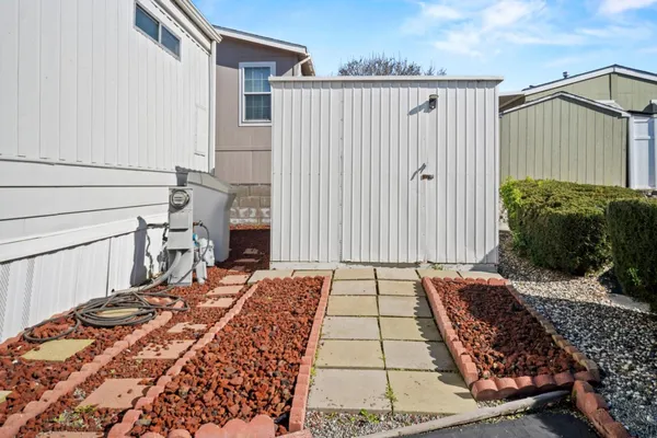 $174,250 | 150 Kern Street, Unit 114, Salinas, CA 93905