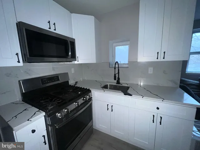 $1,800 | 6413 Buist Avenue, Philadelphia, PA 19142