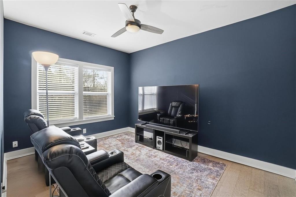 2281 Pryor Road Southwest Atlanta, GA 30315 - Photo 19 of 32 a living room with furniture and a window