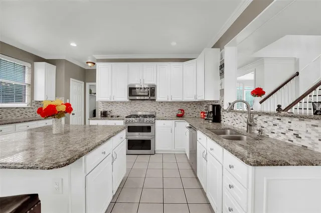 $2,700 | 8101 Freeman Drive, Rowlett, TX 75089