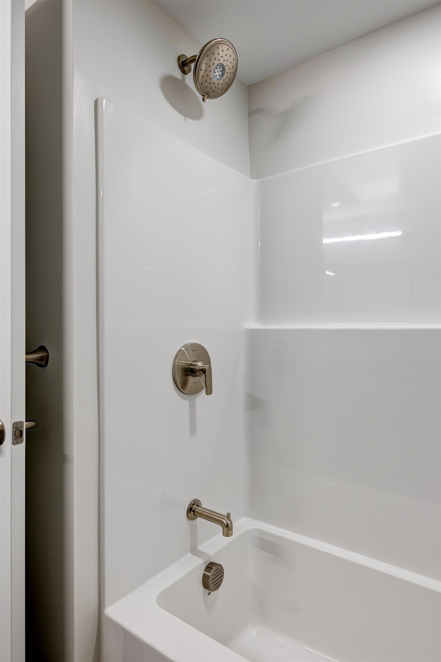 2059 Lafayette Road, Unit 204 Portsmouth, NH 03801 - Photo 9 of 36