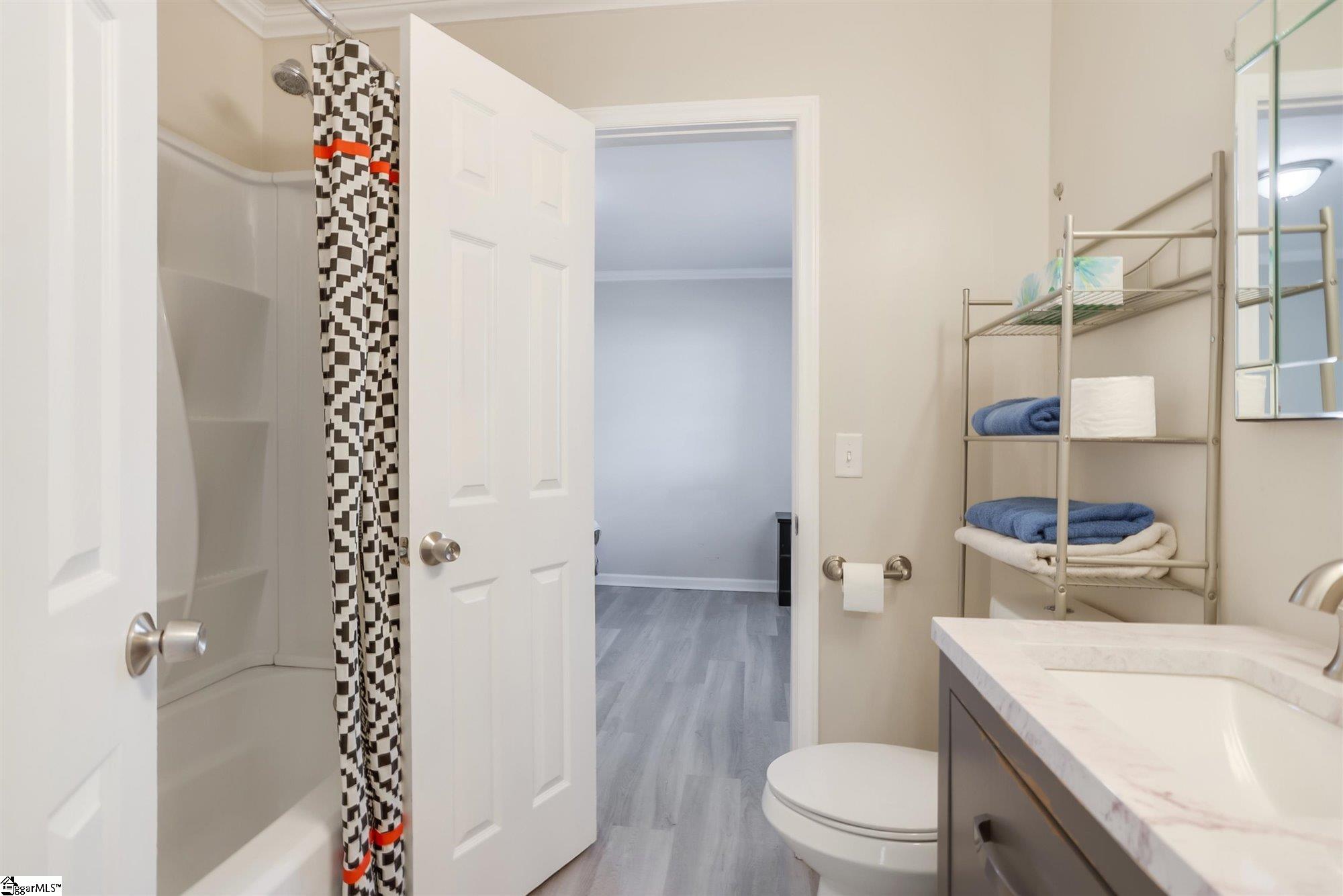 1002 Lake Cunningham Road Greer, SC 29651 - Photo 17 of 33
