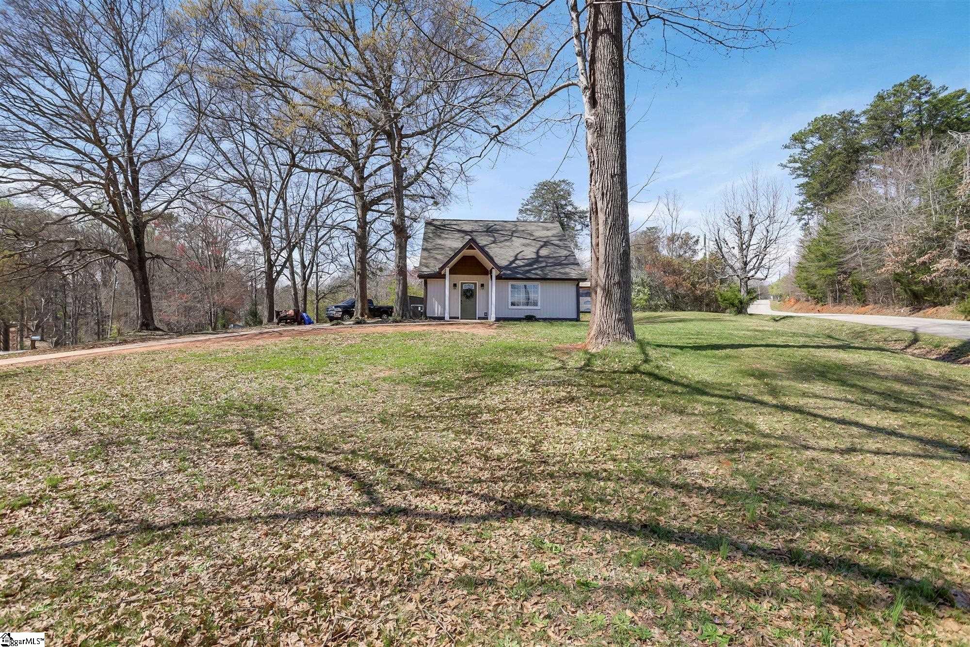 1002 Lake Cunningham Road Greer, SC 29651 - Photo 32 of 33