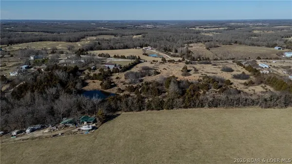$365,000 | 30170 Hwy U, Crocker, MO 65452