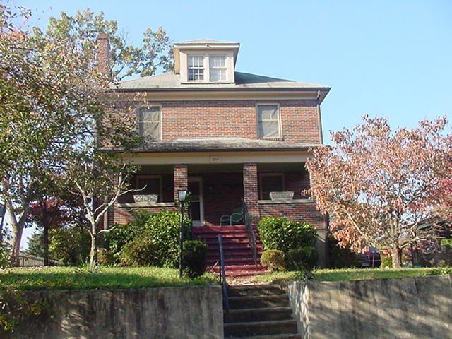 2711 Spring Road Southwest Roanoke, VA 24015 - Photo 1 of 1 front