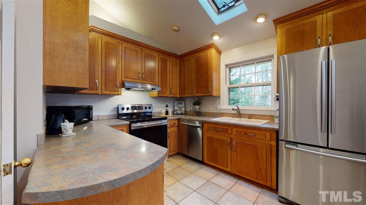 3224 Tanager Street Raleigh, NC 27606 - Photo 13 of 30 Gallery Image 13