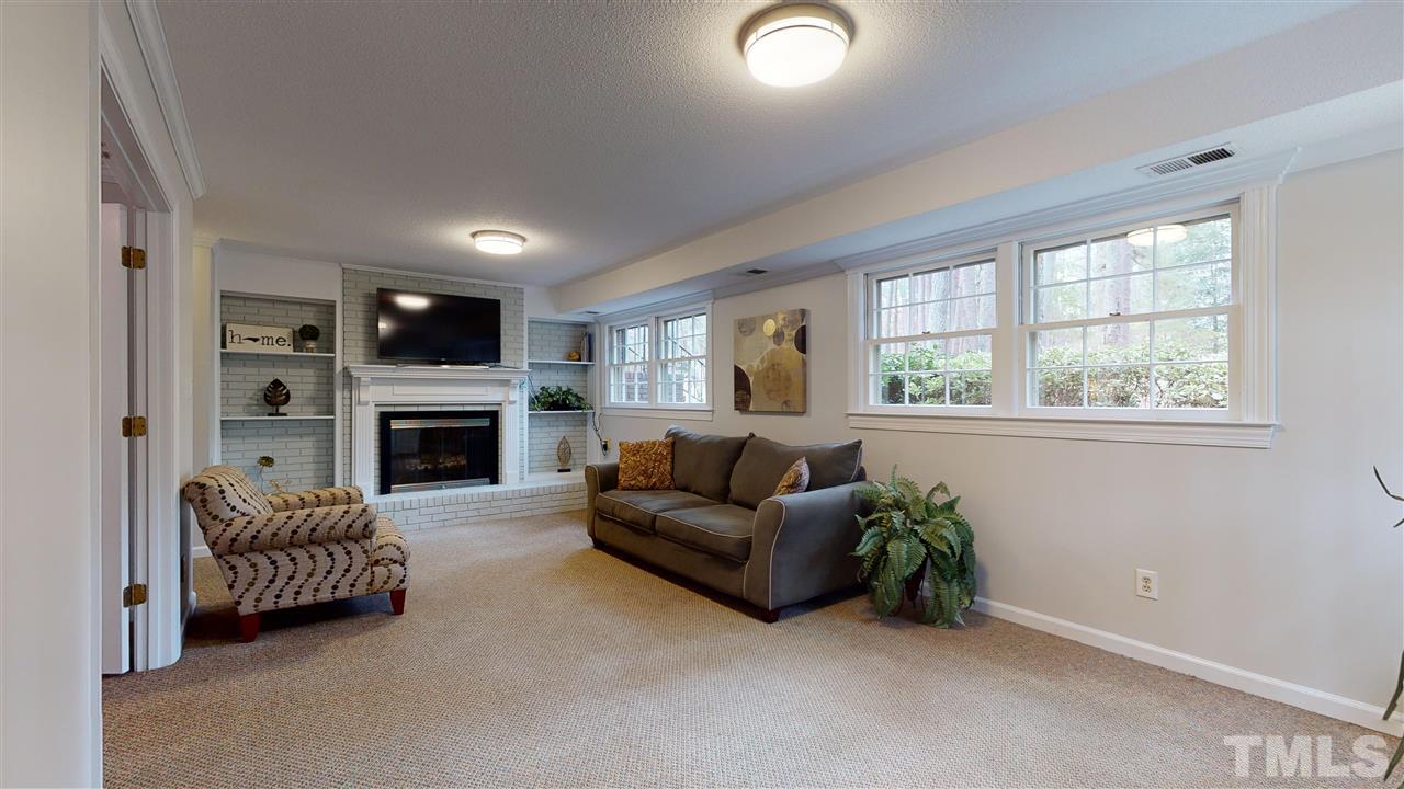 3224 Tanager Street Raleigh, NC 27606 - Photo 21 of 30 Gallery Image 21