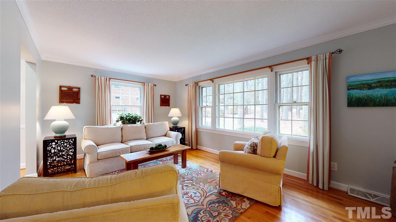 3224 Tanager Street Raleigh, NC 27606 - Photo 8 of 30 Gallery Image 8