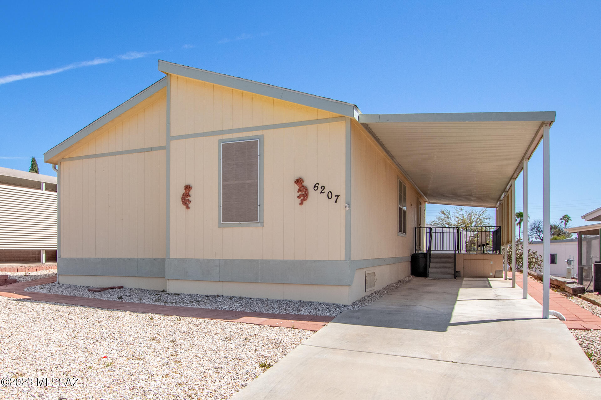 6207 South Barrister Road Tucson, AZ 85746 - Photo 3 of 28 6207 S Barrister Road
