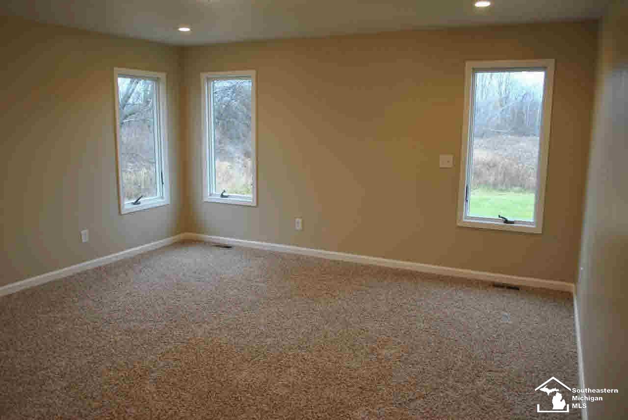 8941 North Gregory Road Fowlerville, MI 48836 - Photo 13 of 24