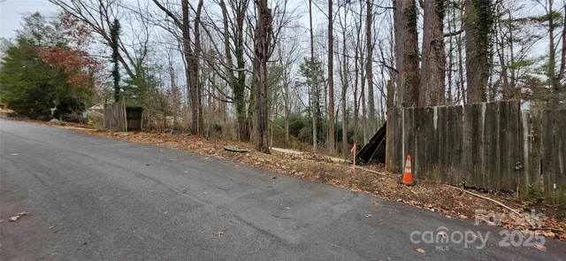 $200,000 | 0 Armstrong Avenue, Hendersonville, NC 28739