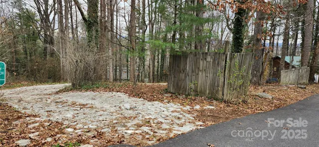 $200,000 | 0 Armstrong Avenue, Hendersonville, NC 28739