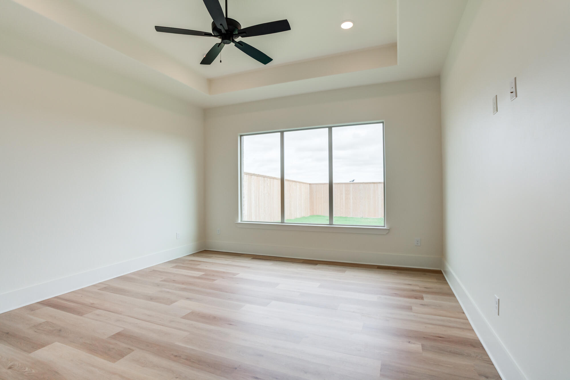 3422 141st Street Lubbock, TX 79423 - Photo 4 of 55 3422-141st-St_Lubbock-TX_37