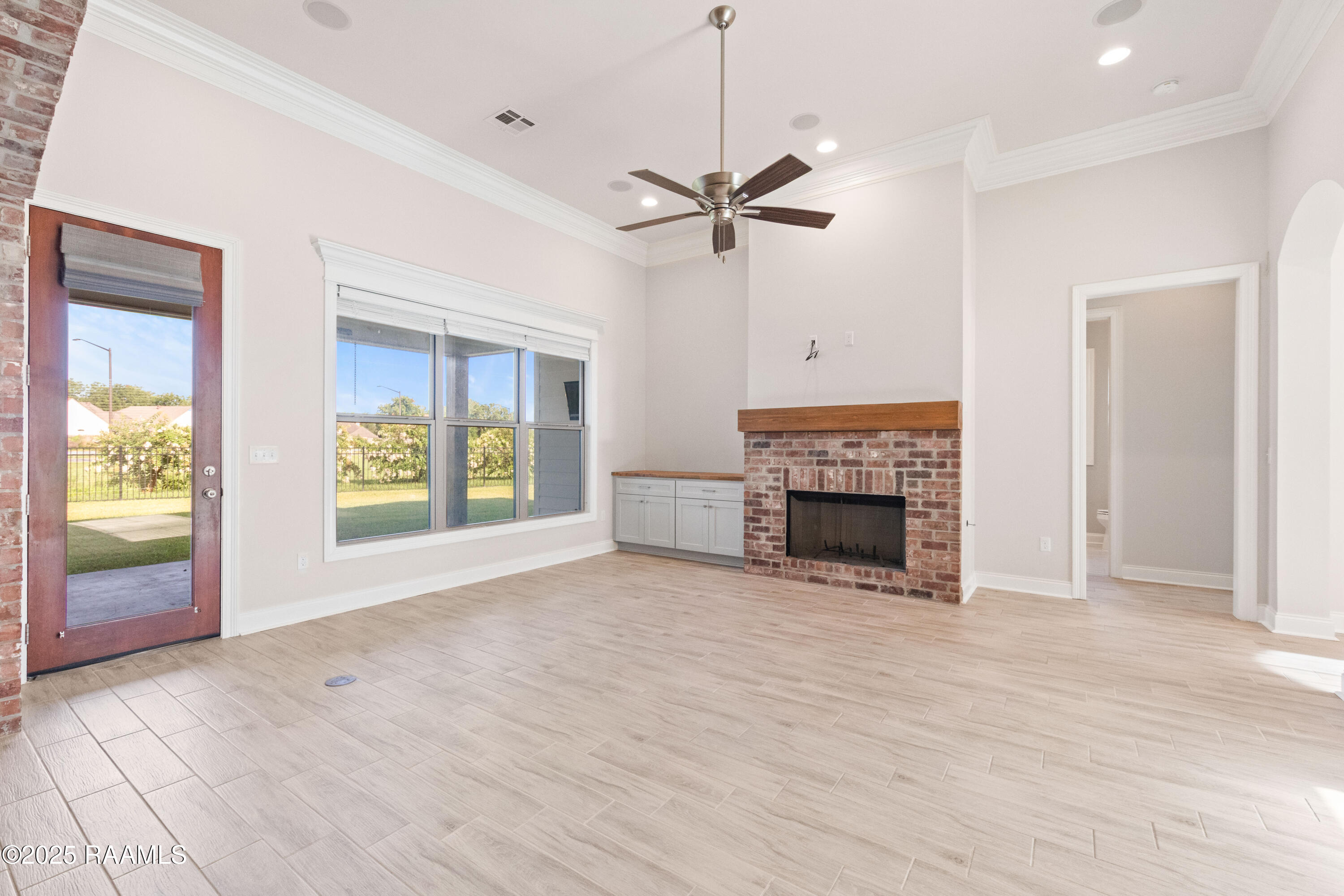 106 Portside Broussard, LA 70518 - Photo 6 of 42 106Portside-17