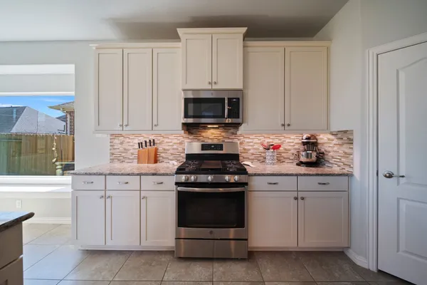 $3,100 | 1707 Benbrook Hollow Lane, Brookshire, TX 77423